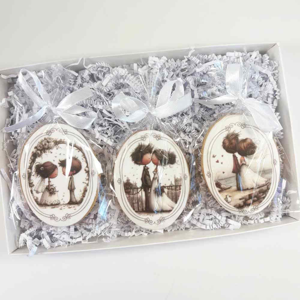 wedding_couple_cookies